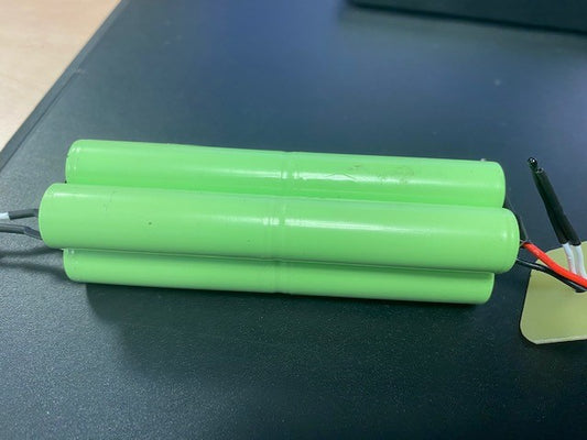 NiMh-pack 9,6V-2200mAh 4/ST2422 met lippen