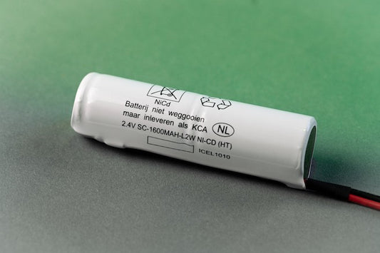 Noodverlichtingaccu 2.4V-1.8Ah Stick met draden