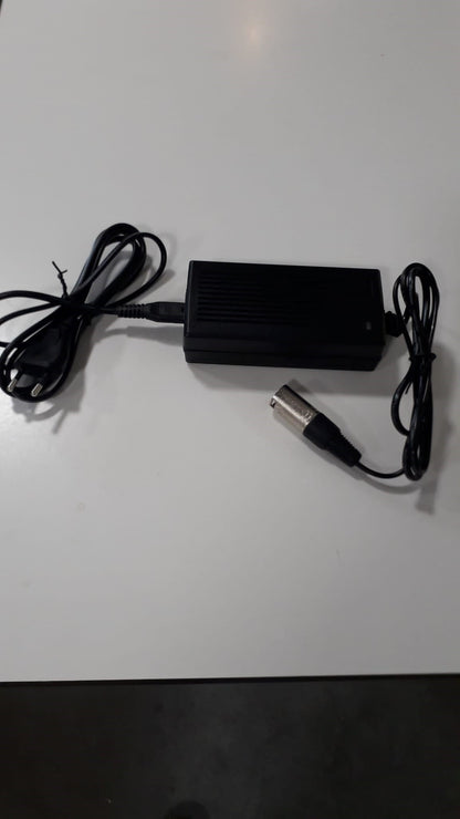 Powerfirst acculader PF2402SL t.b.v. scootmobiel